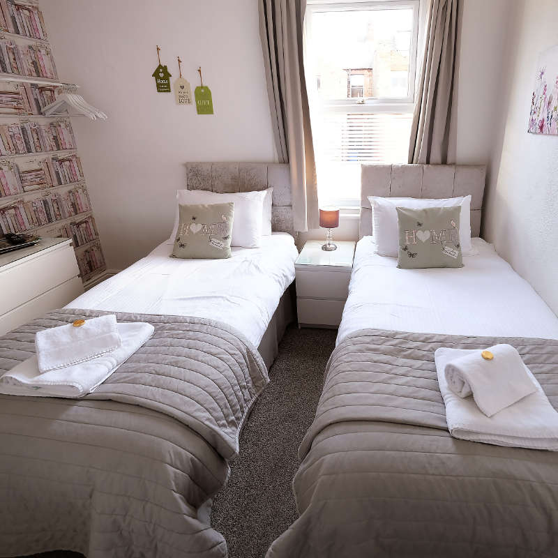 Twin Room at Hermosa Scarborough