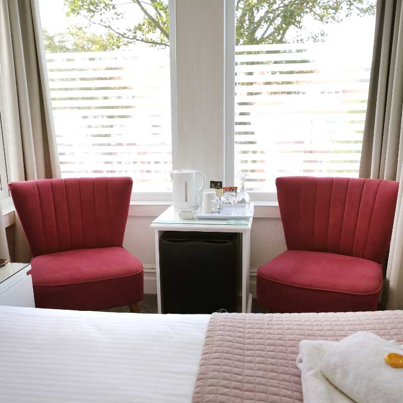 King Double Room at Hermosa Scarborough