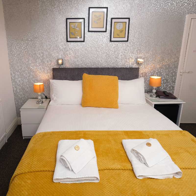 Standard King Room at Hermosa Scarborough