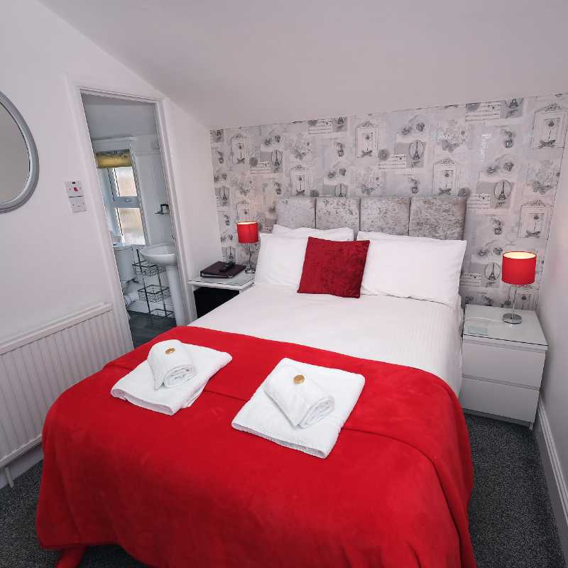 Small Double Room at Hermosa Scarborough
